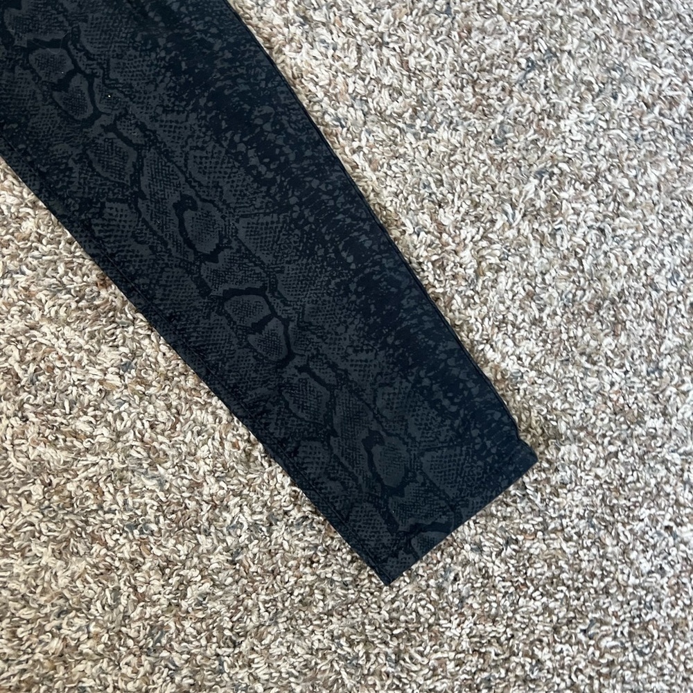 Flying Monkey Python Print Skinny Jeans - Picture 3 of 4